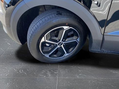 New 2026 Kia Niro LX FWD image 38