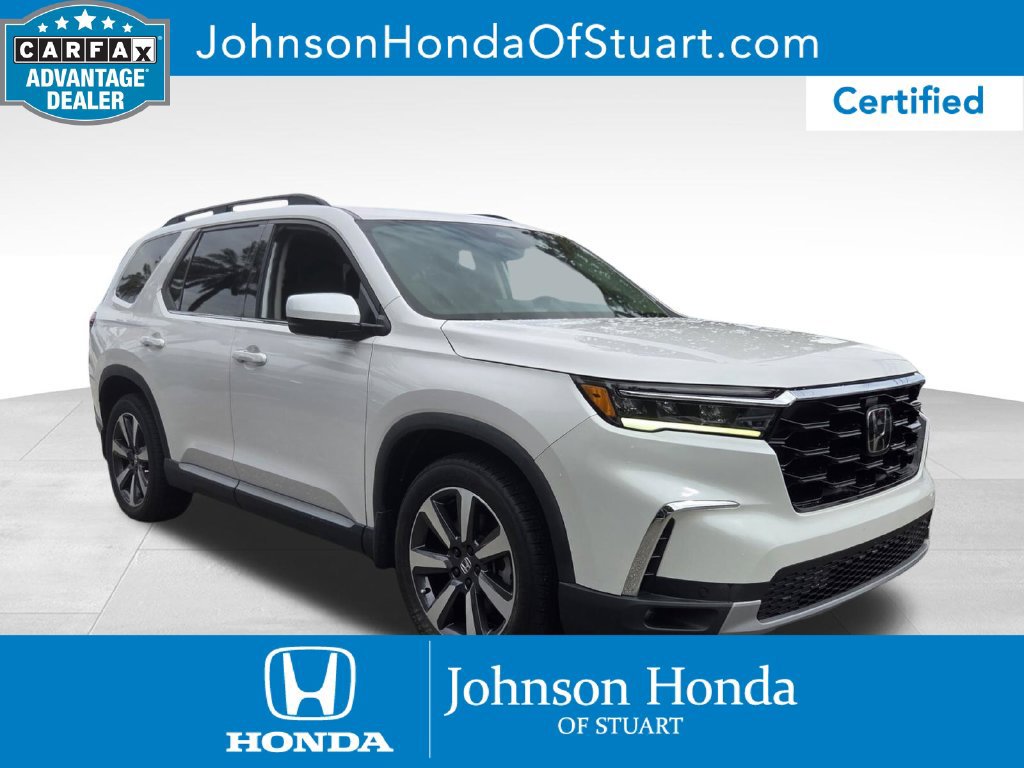 Certified 2024 Honda Pilot Touring image 1
