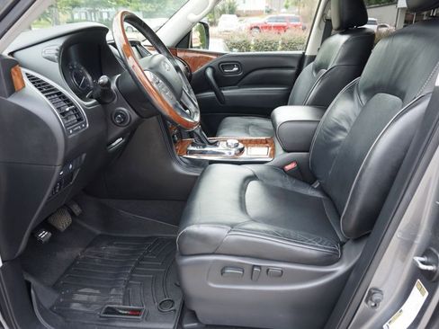 Used 2019 INFINITI QX80 Luxe image 17