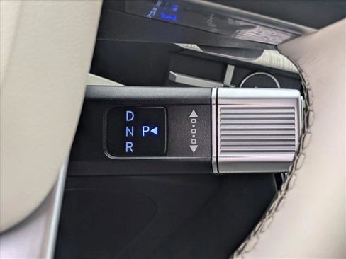 Used 2025 Hyundai Santa Fe Calligraphy image 22