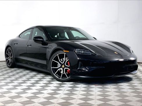 Used 2025 Porsche Taycan 4S AWD/4WD image 6