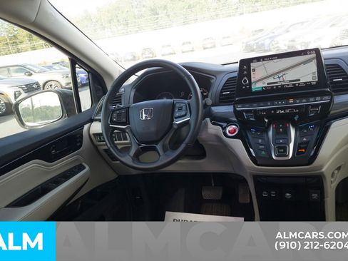 Used 2025 Honda Odyssey Elite image 28
