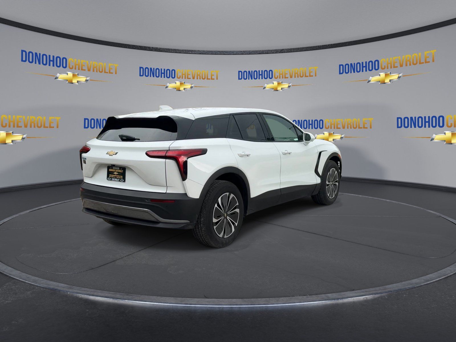 Used 2025 Chevrolet Blazer EV LT FWD image 11