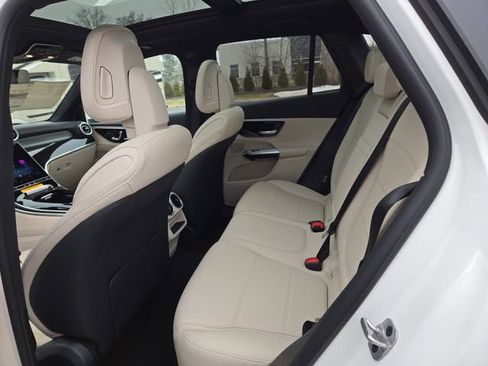 New 2026 Mercedes-Benz GLC 300 4MATIC image 28