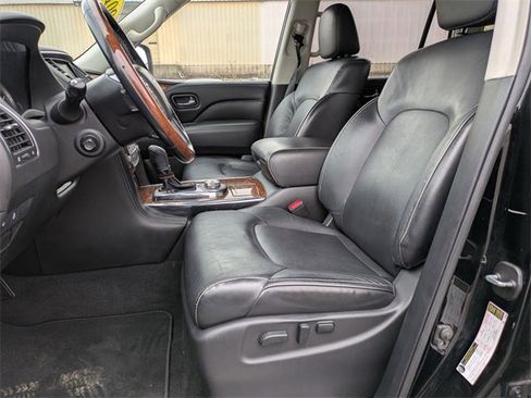 Used 2019 INFINITI QX80 Luxe image 7