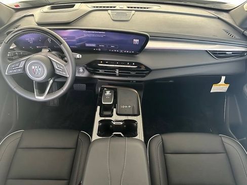 New 2026 Buick Enclave Avenir w/ Super Cruise Package FWD image 18