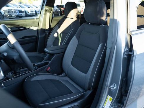 Used 2023 Chevrolet TrailBlazer LT w/ Convenience Package image 13