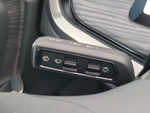 Used 2025 Rivian R1T Adventure image 19