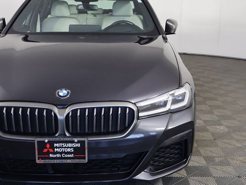 Used 2022 BMW M550i xDrive w/ Dynamic Handling Package image 19