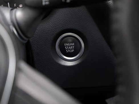 Certified 2023 Toyota Corolla SE w/ Carpet Mat Package (TMS) image 34