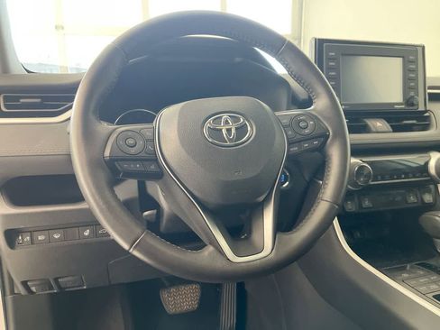Certified 2022 Toyota RAV4 XLE w/ Convenience Package AWD/4WD image 14