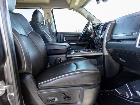 Used 2015 RAM 3500 Laramie Longhorn AWD/4WD image 17