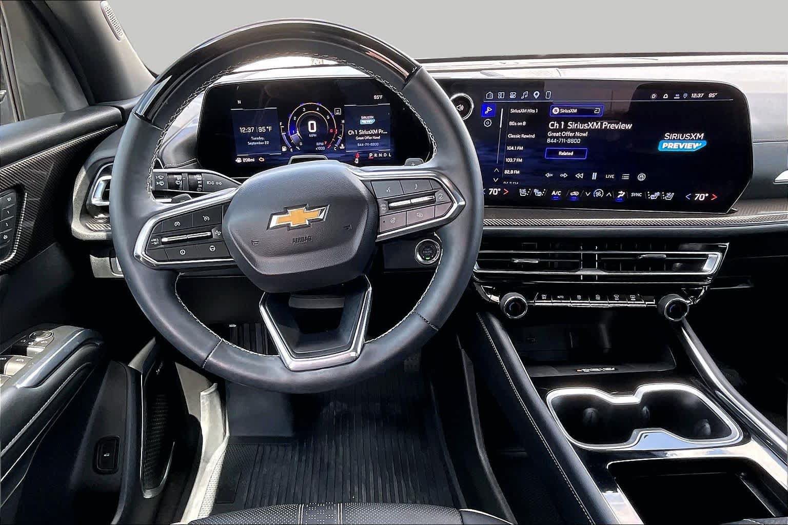 Used 2026 Chevrolet Traverse High Country FWD image 6