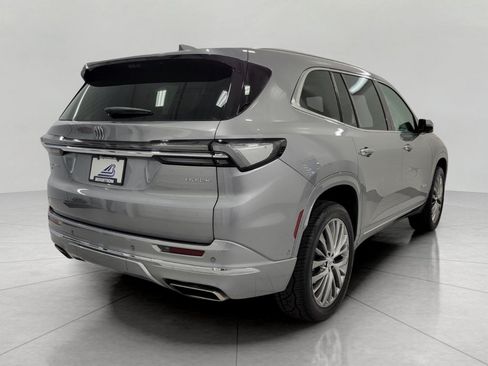 Used 2025 Buick Enclave Avenir w/ Super Cruise Package AWD/4WD image 19