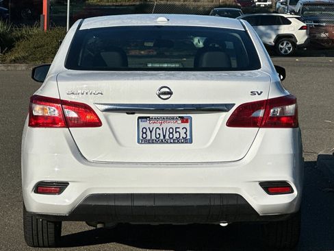 Used 2018 Nissan Sentra SV image 5