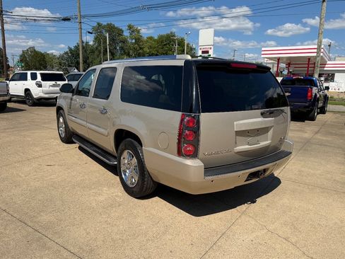 Used 2007 GMC Yukon XL Denali AWD/4WD image 3