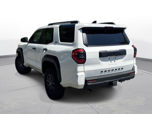 Used 2025 Toyota 4Runner SR5 RWD image 8