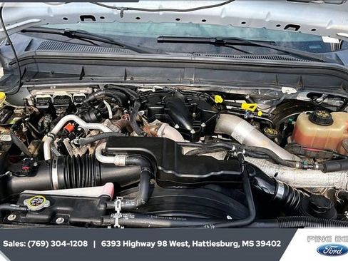 Used 2015 Ford F350 Lariat w/ Lariat Ultimate Package image 8