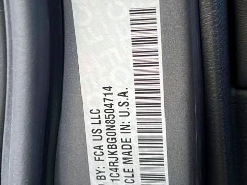 Certified 2022 Jeep Grand Cherokee L Limited image 19