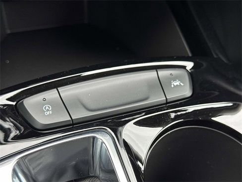 New 2025 Chevrolet Trax LT w/ Driver Confidence Package image 32