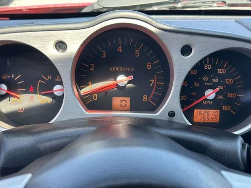 Used 2005 Nissan 350Z Touring RWD image 23