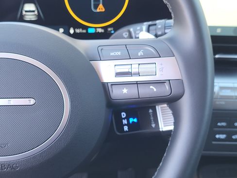 Used 2025 Hyundai Kona SEL image 15