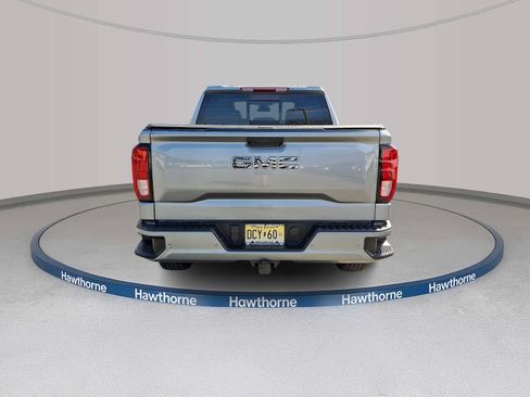 Used 2024 GMC Sierra 1500 Elevation w/ Elevation Premium Package AWD/4WD image 5