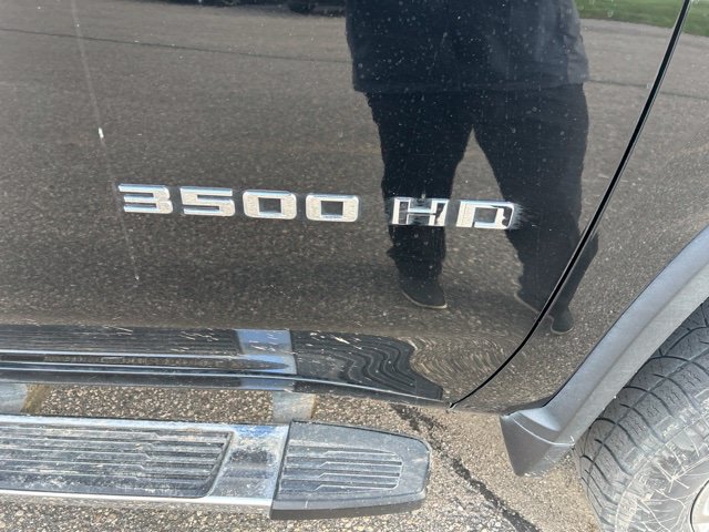 Used 2022 Chevrolet Silverado 3500 High Country AWD/4WD image 11