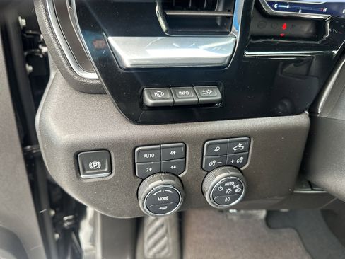 Certified 2024 Chevrolet Silverado 1500 High Country w/ Midnight Edition image 15