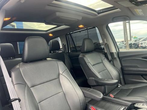 Used 2020 Honda Pilot Elite image 37