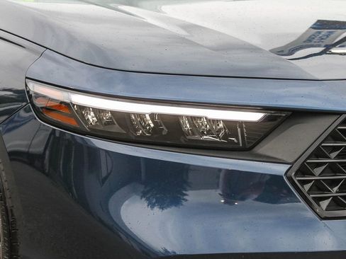 Used 2024 Honda Accord EX image 4