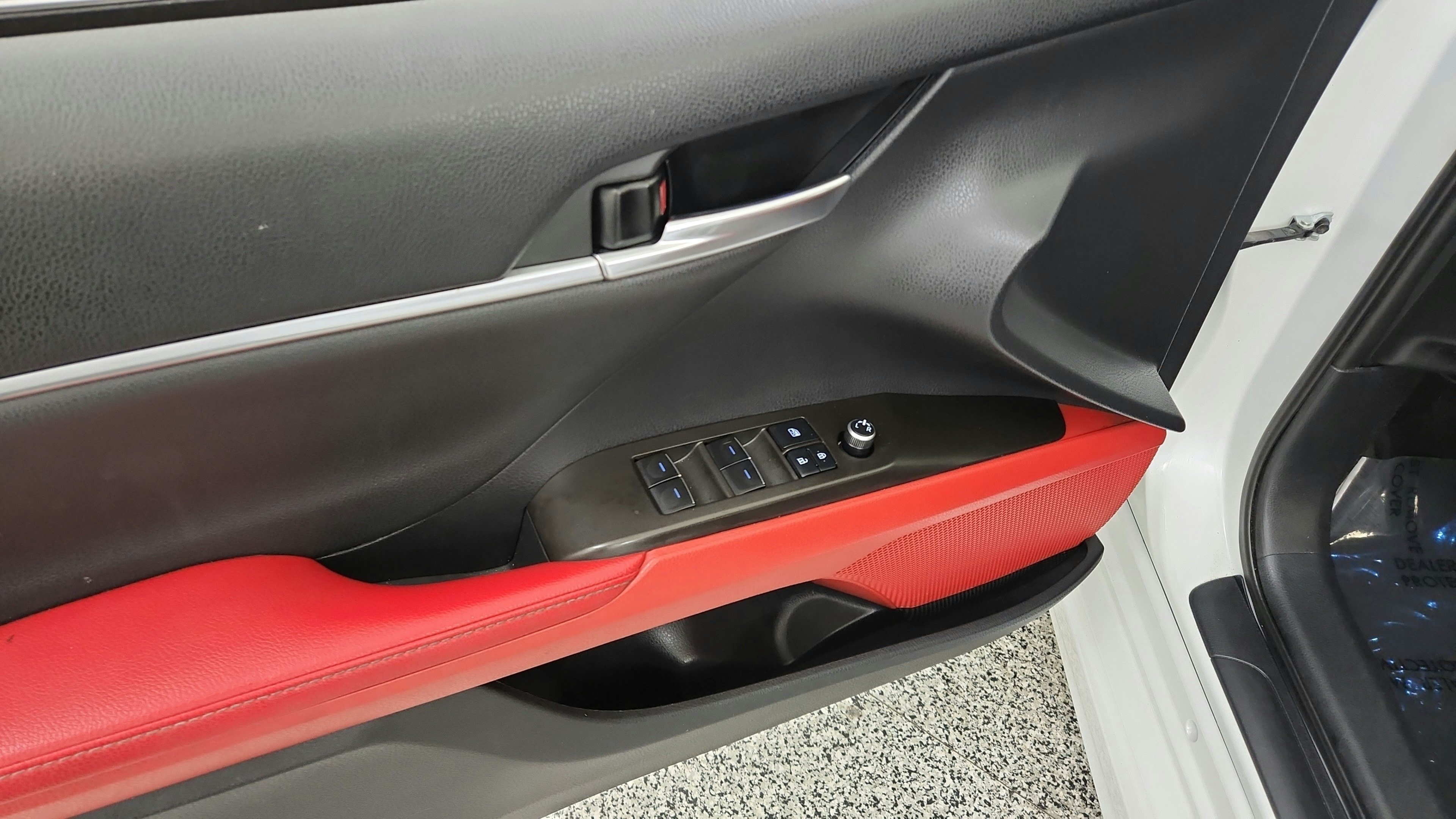 Used 2021 Toyota Camry XSE FWD image 19
