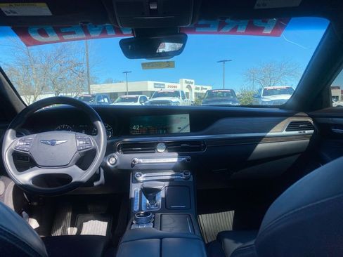 Used 2021 Genesis G90 3.3T Premium image 25