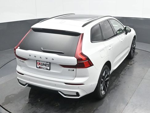 New 2026 Volvo XC60 B5 Plus w/ Climate Package AWD/4WD image 31