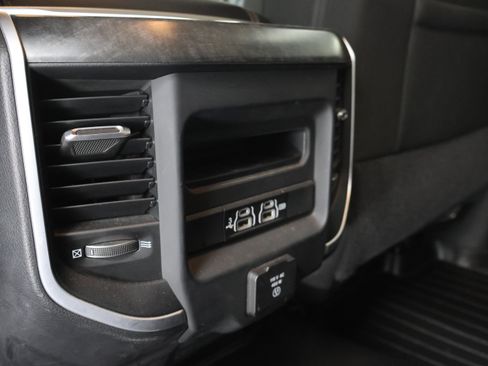 Used 2020 RAM 2500 Big Horn w/ Level 2 Equipment Group AWD/4WD image 35