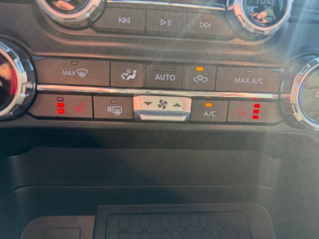 Used 2025 Ford F150 XLT w/ Equipment Group 303A High AWD/4WD image 19