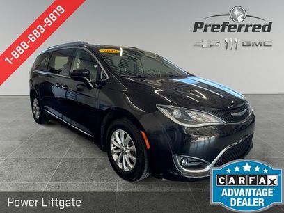 Used 2019 Chrysler Pacifica Touring-L
