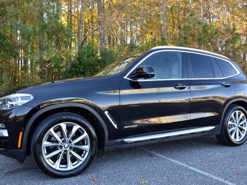 Used 2018 BMW X3 xDrive30i AWD/4WD image 3
