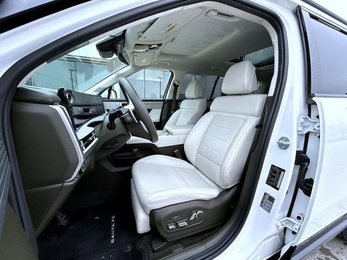 Used 2025 Hyundai Santa Fe Calligraphy image 12