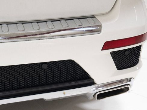 Used 2014 Mercedes-Benz GL 550 GL 550 4MATIC AWD 4dr SUV image 22