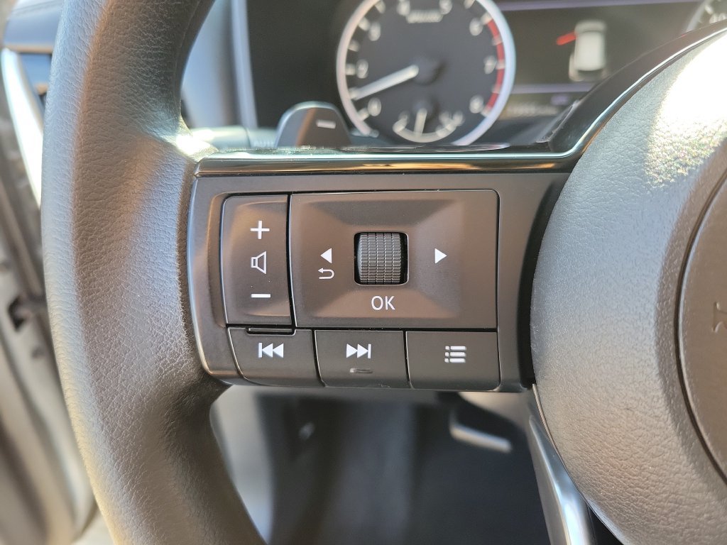 Certified 2022 Nissan Rogue SV AWD/4WD image 20
