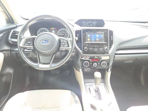 Used 2023 Subaru Forester Premium AWD/4WD image 12