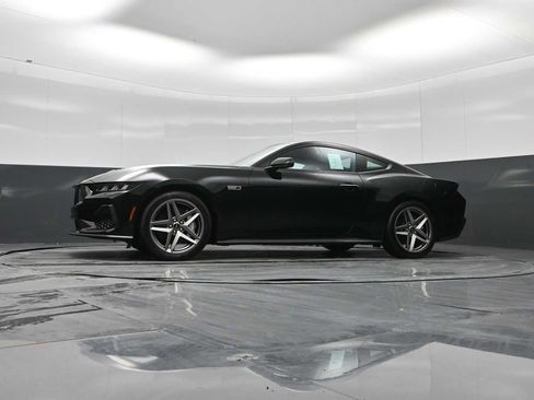 New 2025 Ford Mustang GT image 28