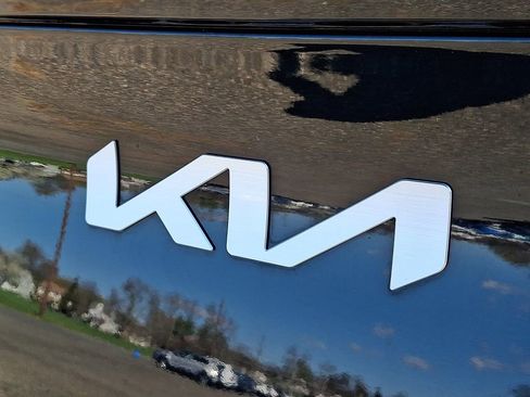 Certified 2023 Kia Sportage X-Line image 30