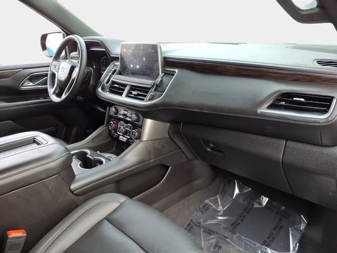 Used 2022 Chevrolet Tahoe LT w/ Luxury Package image 21