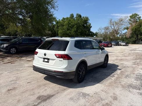 Used 2022 Volkswagen Tiguan SE image 4