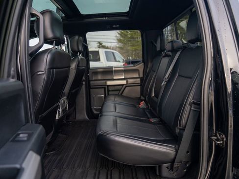 Used 2018 Ford F150 Lariat image 19