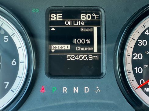 Used 2022 RAM 1500 Classic SLT AWD/4WD image 21