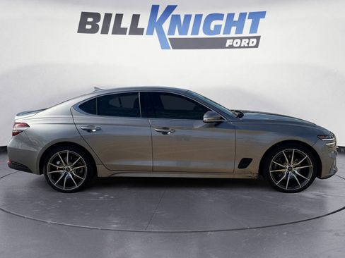 Used 2023 Genesis G70 2.0T RWD image 6
