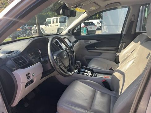 Used 2018 Honda Ridgeline RTL-E image 27